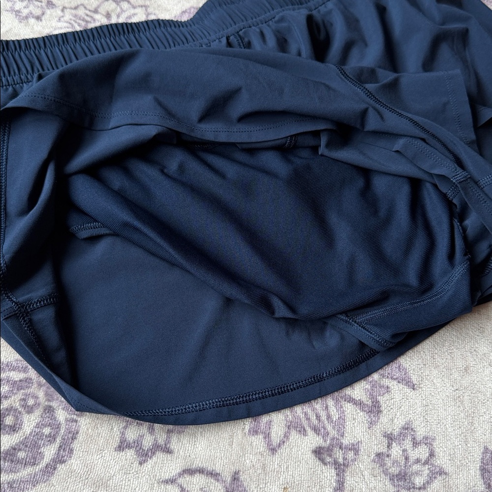 Lululemon Pace Crush Short XL - Picture 4 of 5